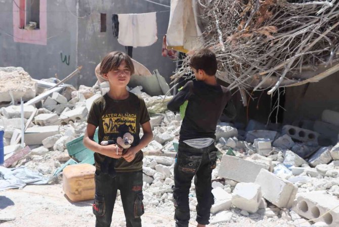 Afrin’de Mülteci Kampına Roketli Saldırı: 1 Ölü, 2 Yaralı
