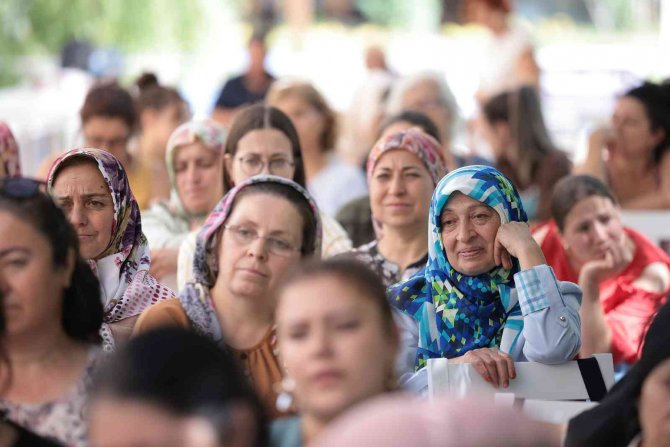 İ̇zmirli Kadınlara Girişimcilik Fırsatı