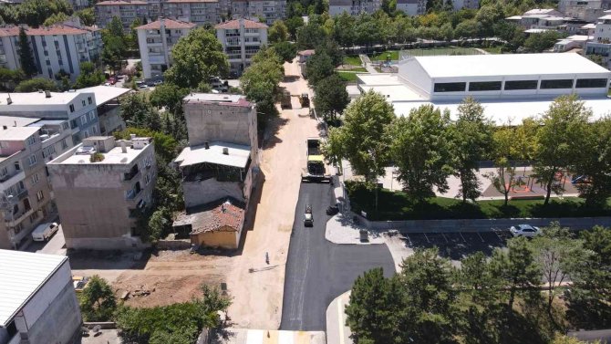 Yıldırım’ın Yolları Sil Baştan Yenileniyor