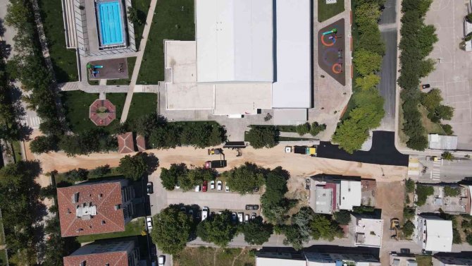 Yıldırım’ın Yolları Sil Baştan Yenileniyor