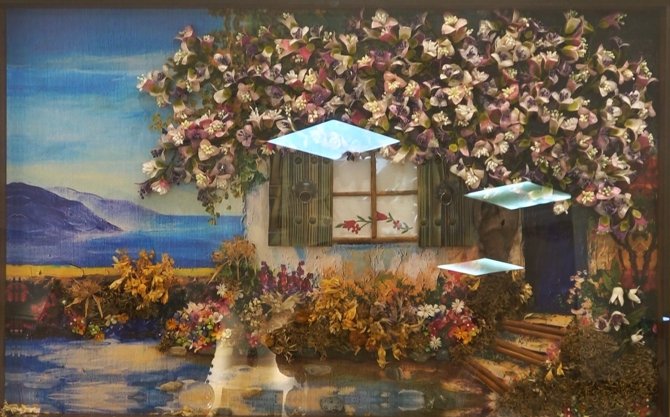 İ̇pek Koza El Ürünleri Sergisi Beğeni Topladı