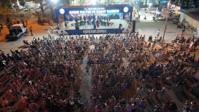 Akbüklüler Yaz Konserinde Unutulmaz Anlar Yaşadı