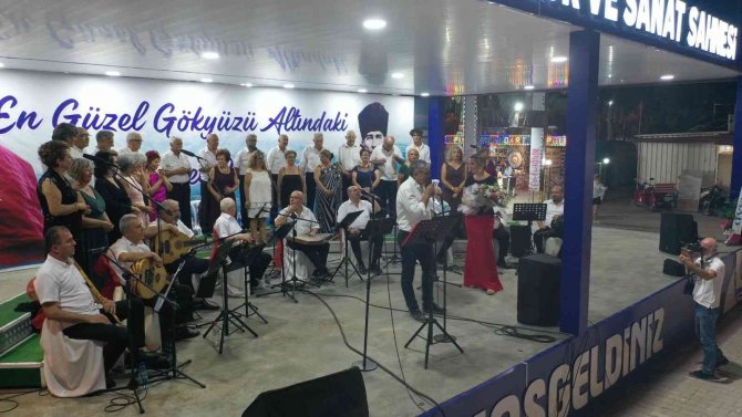 Akbüklüler Yaz Konserinde Unutulmaz Anlar Yaşadı