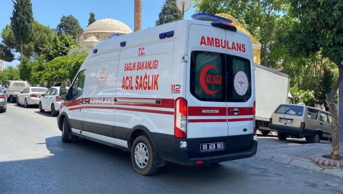 Uyuyakalan Yaşlı Kadın Ekipleri Seferber Etti