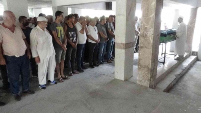 Deniz Kazasında Boğulan Sinan Yeniçeri, Son Yolculuğuna Uğurlandı