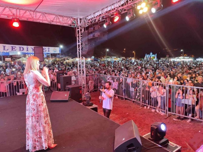 Gölcük Yazlık Kadırga Şenlikleri Sona Erdi