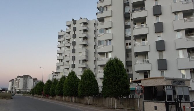 Çöp Evde Kilitli Bulunan Çocuk Sosyal Hizmetlere Teslim Edildi