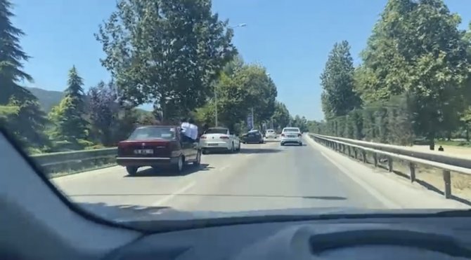 Bursa’da Trafikteki Tehlikeli Anlar Kameralarda
