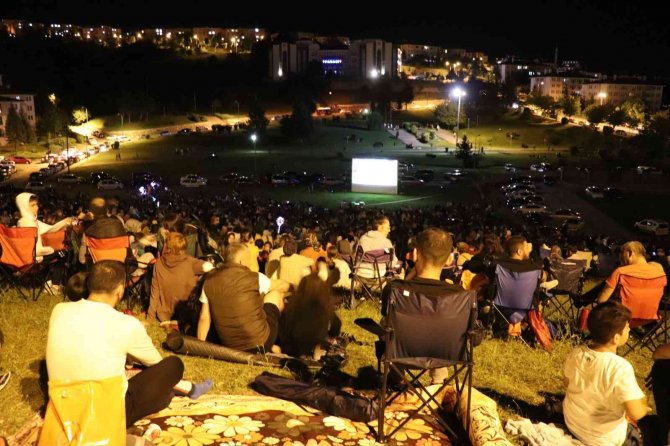 Düzce’de Üç Günde 15 Bin Çocuk Sinema İzledi