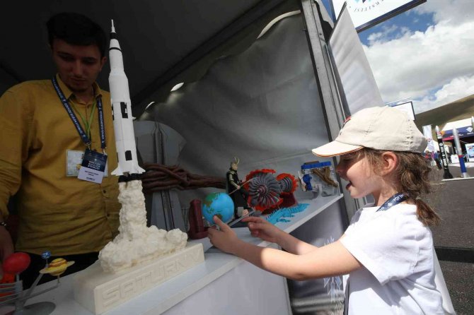 Binlerce Gökyüzü Meraklısı Erzurum’da Buluştu