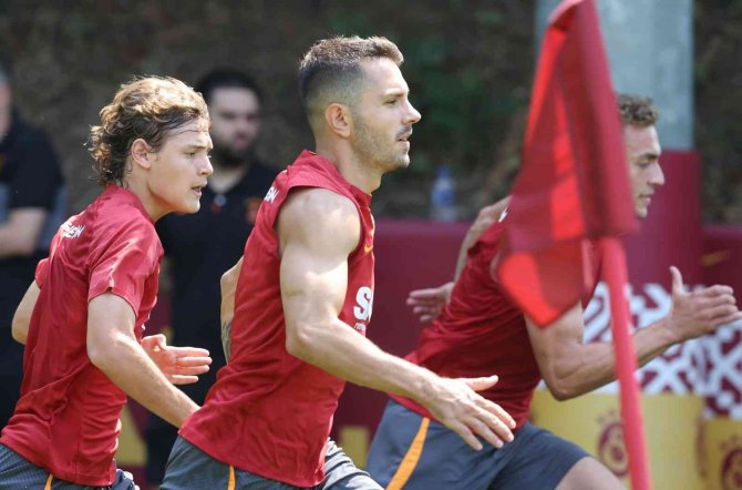 Galatasaray Yeni Sezon Hazırlıklarını Sürdürdü