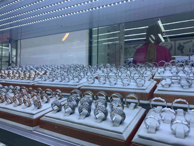 Gümüşçüler Gurbetçilerden Umduğunu Bulamadı