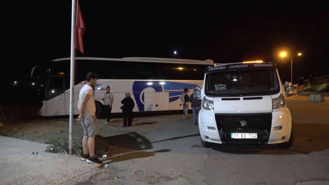 Arızalı Otobüs İle Kilometrelerce Yol Kat Etti, Yolcuların Canını Hiçe Saydı: Binlerce Lira Ceza Kesildi