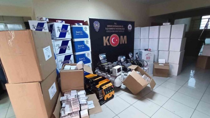 Polis Kaçakçılara Geçit Vermiyor