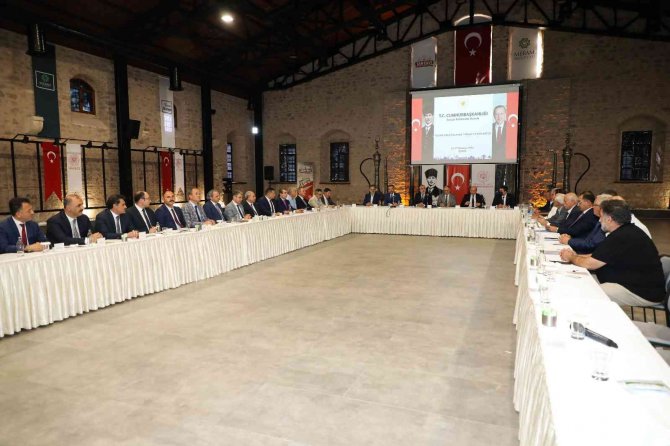 Konya’da "Sosyal Politikalarda 7 Bölge 7 İ̇l Projesi" Toplantısı Yapıldı