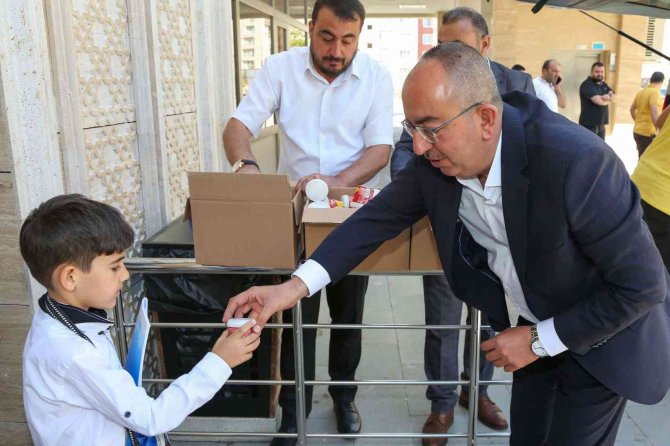 Başkan Kavuş’tan Yaz Kur’an Kursu Öğrencilerini Serinleten Sürpriz