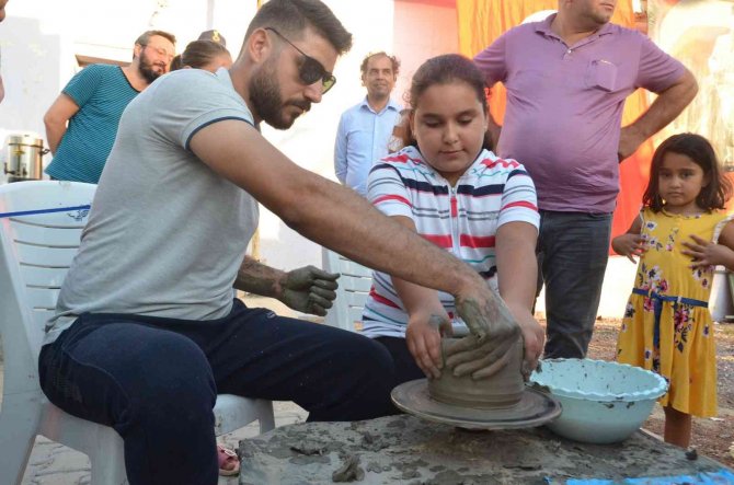 Mersin’de ’Köy Bizim Şenlik Bizim’ Etkinliği Sürüyor