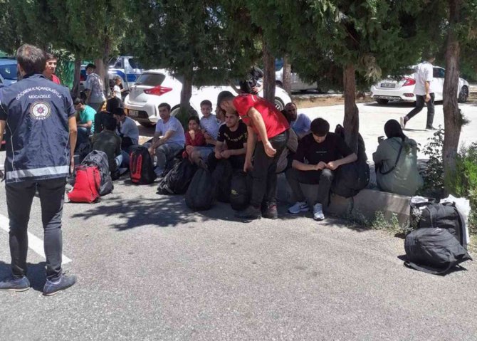 670 Kilometre Yolda Yakalanmadılar, Muğla’da Yakalandılar