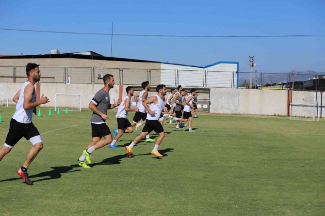 Nazilli Belediyespor Çalışmalara Yeniden Başladı
