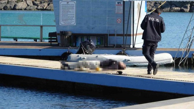 Deniz Salyangozu Toplarken Denizde Cesedi Bulundu