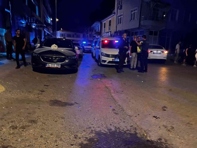 Düğünde Çıkan Kavga Sokağa Taştı, Polis Biber Gazıyla Tarafları Ayırdı