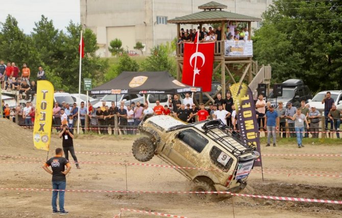 Çarşamba ‘Yeşilırmak Şenlikleri’ İle Coştu