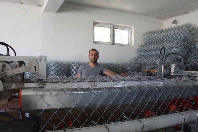 Siirt’te Ürettiği Ürünün Siparişlerine Yetişemiyor, Türkiye’nin Her Yerinden Talep Alıyor