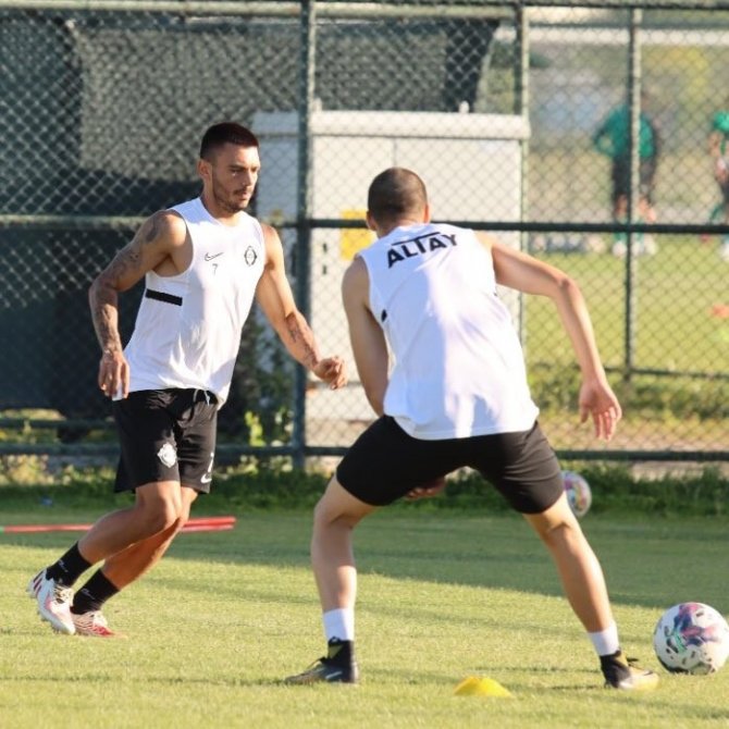 Altay Hazırlıklarına Ara Vermeden Devam Ediyor