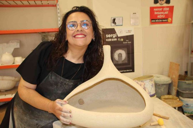 Tüp Mide Ameliyatı Oldu, Lisans Bitirme Projesi Olarak Mideleri Seçti