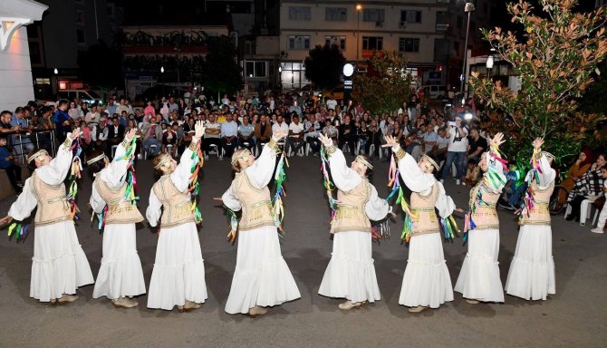 Türk Dünyası Altınova’da Buluştu