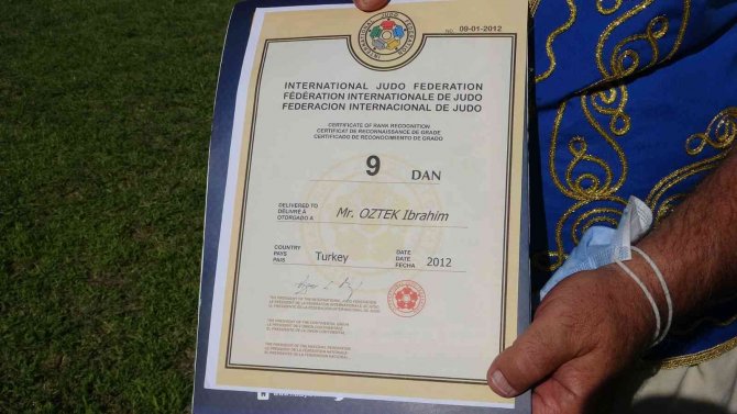 Prof. Dr. İ̇brahim Öztek, 9’uncu Dan Derecesini Aldı
