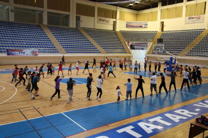 Van’da Yaz Spor Okullarına Yoğun İlgi