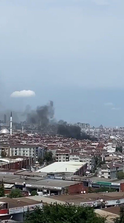 Esenyurt’ta Korkutan Yangın