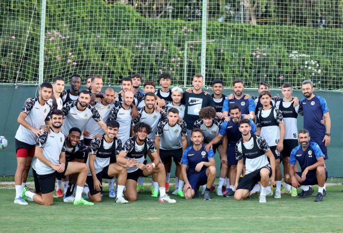 Alanyaspor, Milunovic İle Yollarını Ayırdı