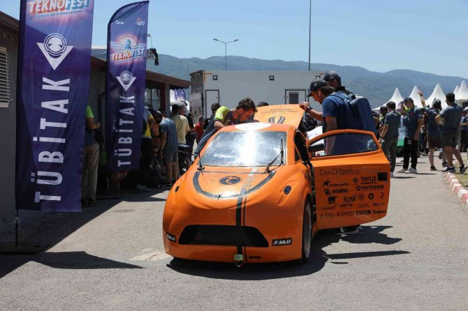 Subü 22 Takımla Teknofest 2022’de