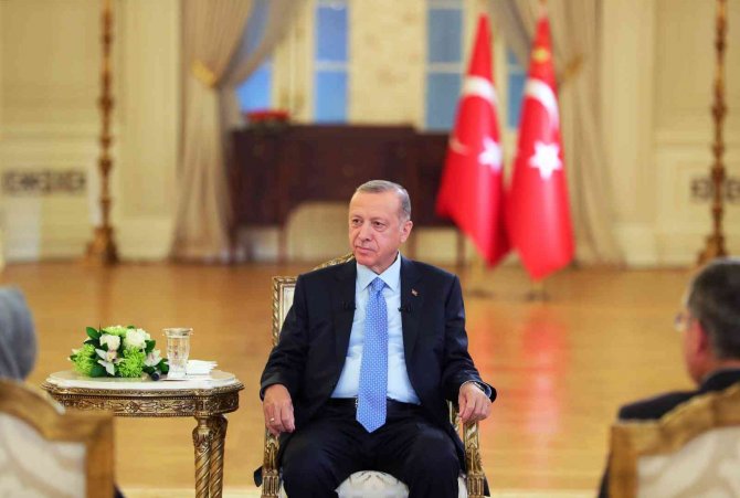 Cumhurbaşkanı Erdoğan: "Herkesten Attıkları İmzalara Sahip Çıkmalarını Bekliyoruz"