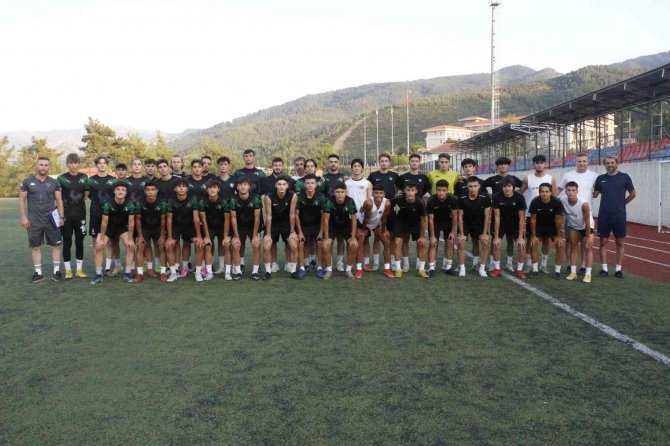 Genç Horozlar Yeni Sezon Hazırlıklarına Başladı