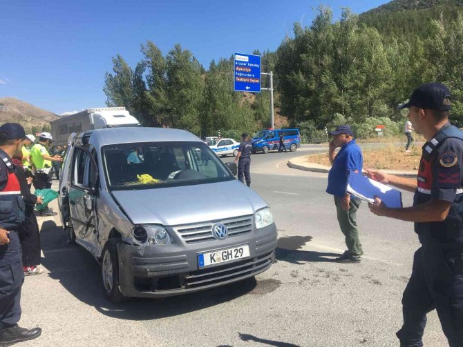 Gümüşhane’de Trafik Kazası: 8 Yaralı