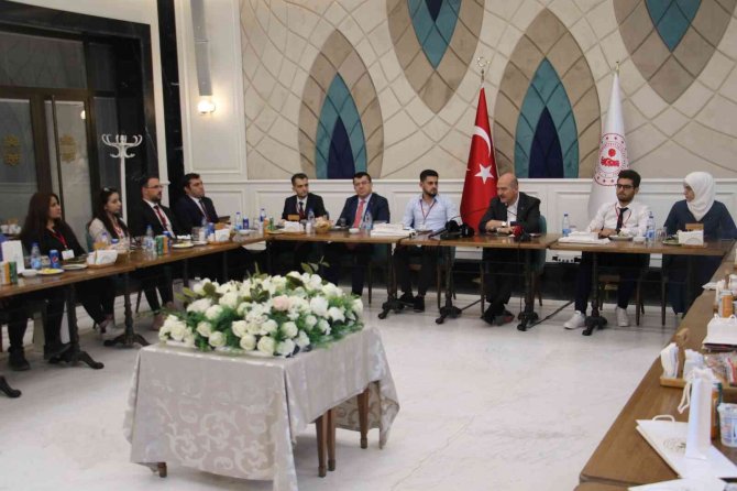 Bakan Soylu: “Biz Suriye’de Yaşanan Bu Olayların Hiç Birini Kabul Etmiyoruz”