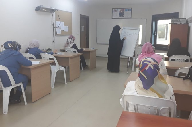 Vatandaştan İ̇zmek Kursuna Yoğun İlgi