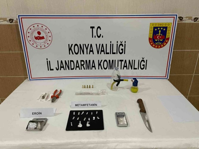 Konya’da Jandarmadan Zehir Tacirlerine Operasyon: 4 Gözaltı