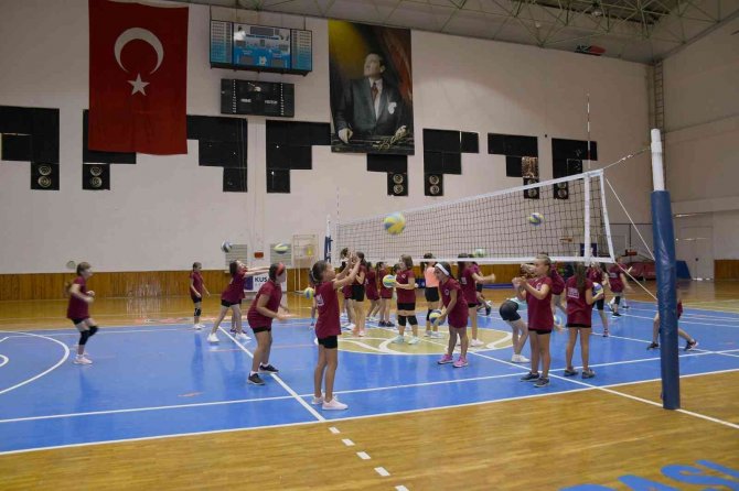 Kuşadası Belediyesi İle Spor Her Yerde