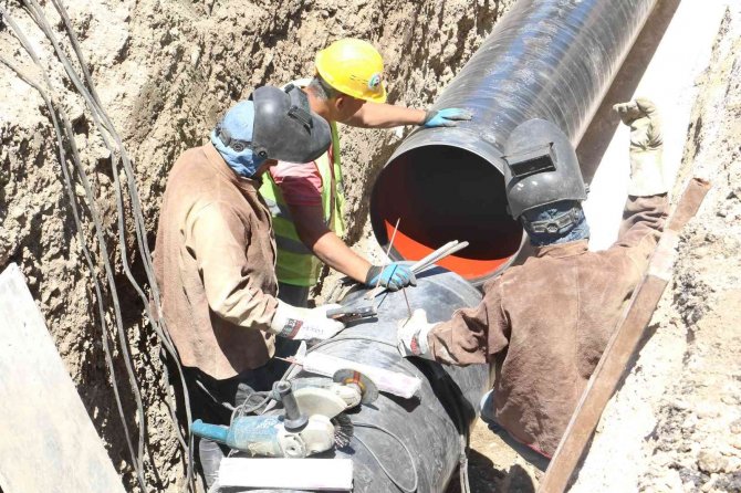 Nurlupınar’ın 12 Milyonluk Dev İçme Suyu Yatırımında İlk Kazma Vuruldu