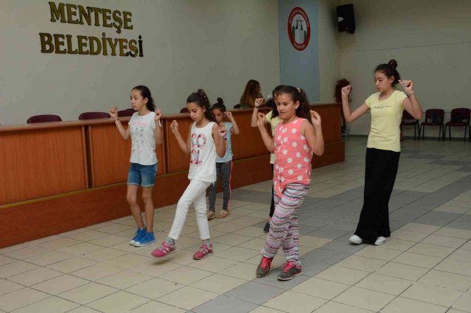 Çocuklara 26 Farklı Branşta Ücretsiz Kurs