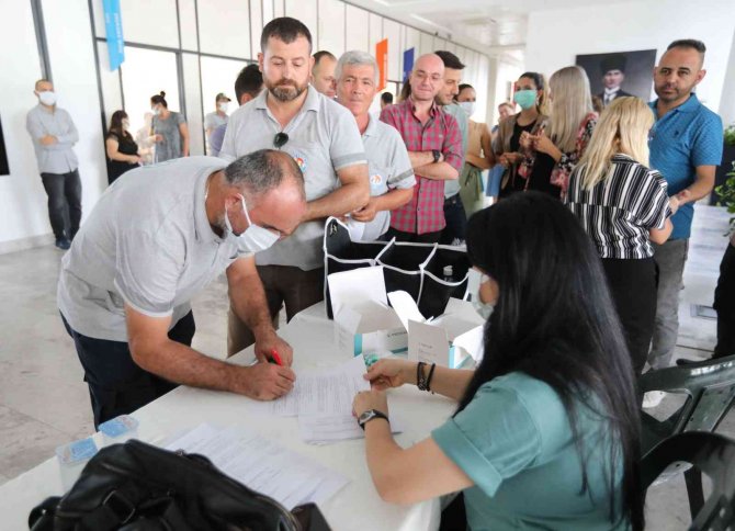 Mezitli Belediyesi Personeline Şeker Ve Kanser Taraması