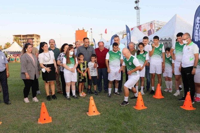 Toroslar’da Yaz Spor Kursları 21 Branşta Devam Ediyor
