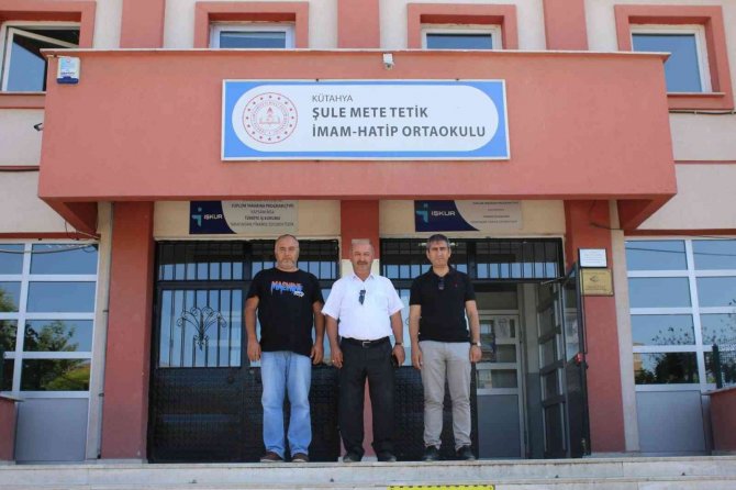 Şule Mete Tetik İ̇mam Hatip Ortaokulu’nda Tamirat Ve Tadilat Çalışmalarını İnceledi