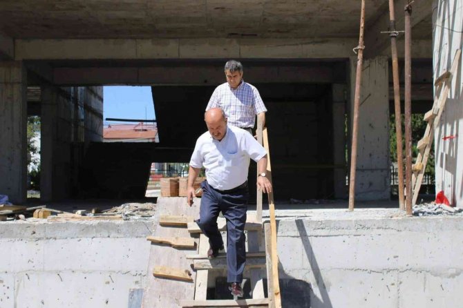 Müdür Başyiğit, Yapımı Ve Tadilat Çalışmaları Devam Eden Okullarda İncelemelerde Bulundu