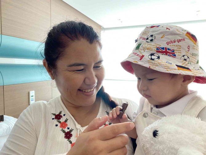 Yemek Borusuz Ve Anüssüz Doğan Bebek Türkiye’de Şifa Buldu