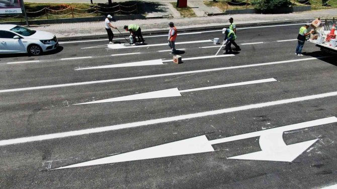 Samsun’un Ana Arterine 40 Bin Ton Asfalt